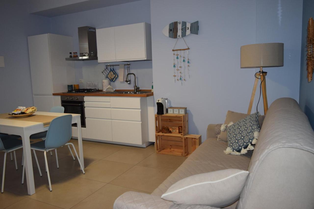 Casa Vacanze Lombardo Santa Teresa Di Riva Esterno foto