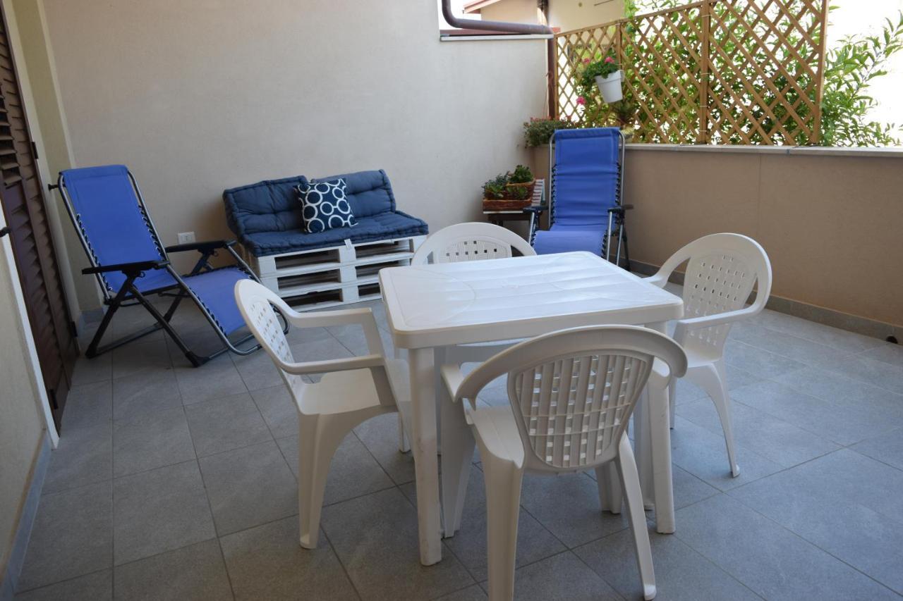 Casa Vacanze Lombardo Santa Teresa Di Riva Esterno foto