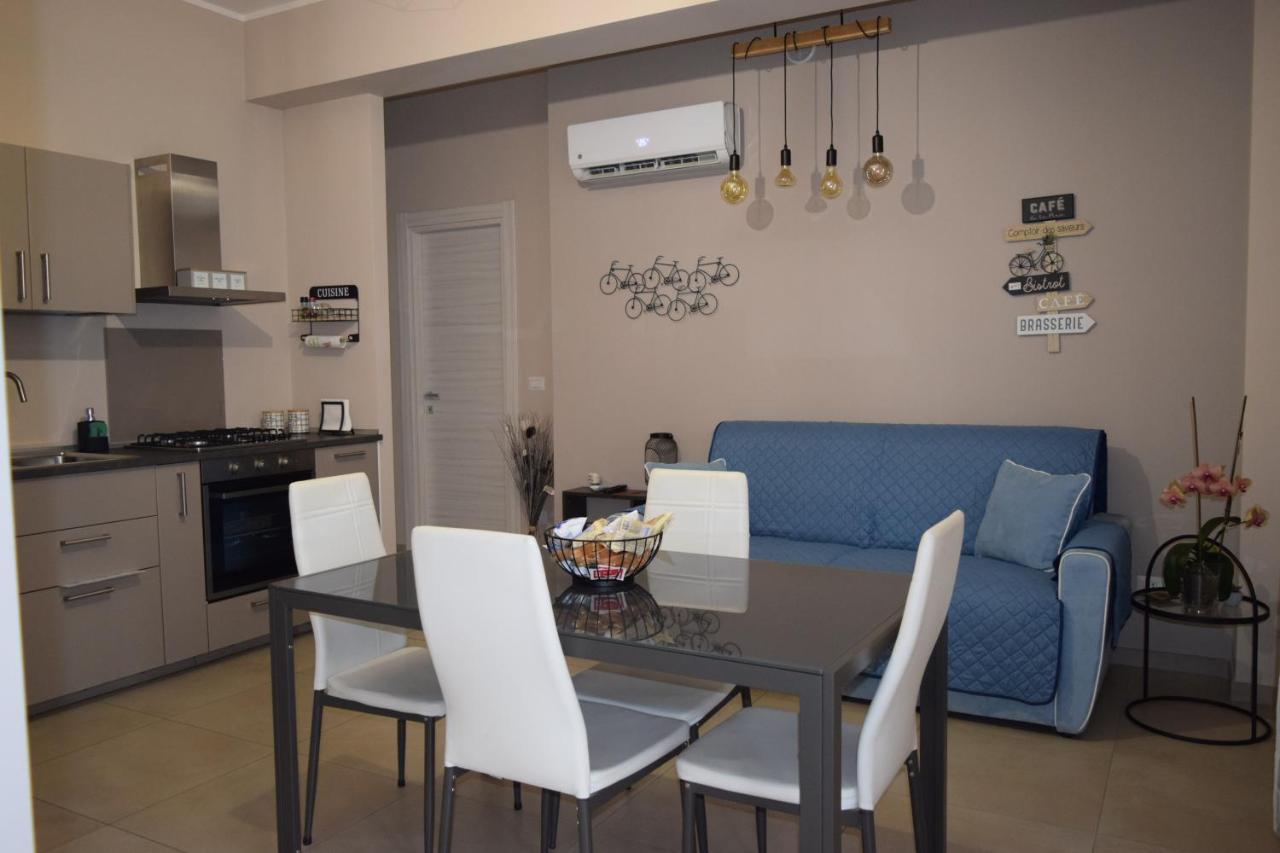 Casa Vacanze Lombardo Santa Teresa Di Riva Esterno foto